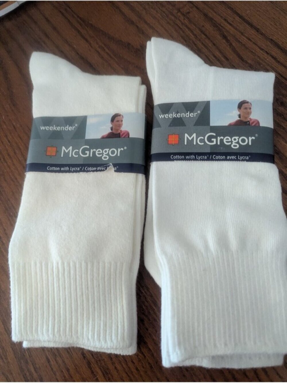 McGregor Industries Quality Socks 2 Pairs White  Women's SHOE SIZE 6 -10.5